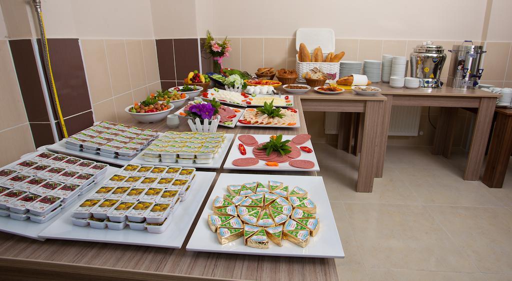 Birlik Apart Hotel Истанбул Екстериор снимка