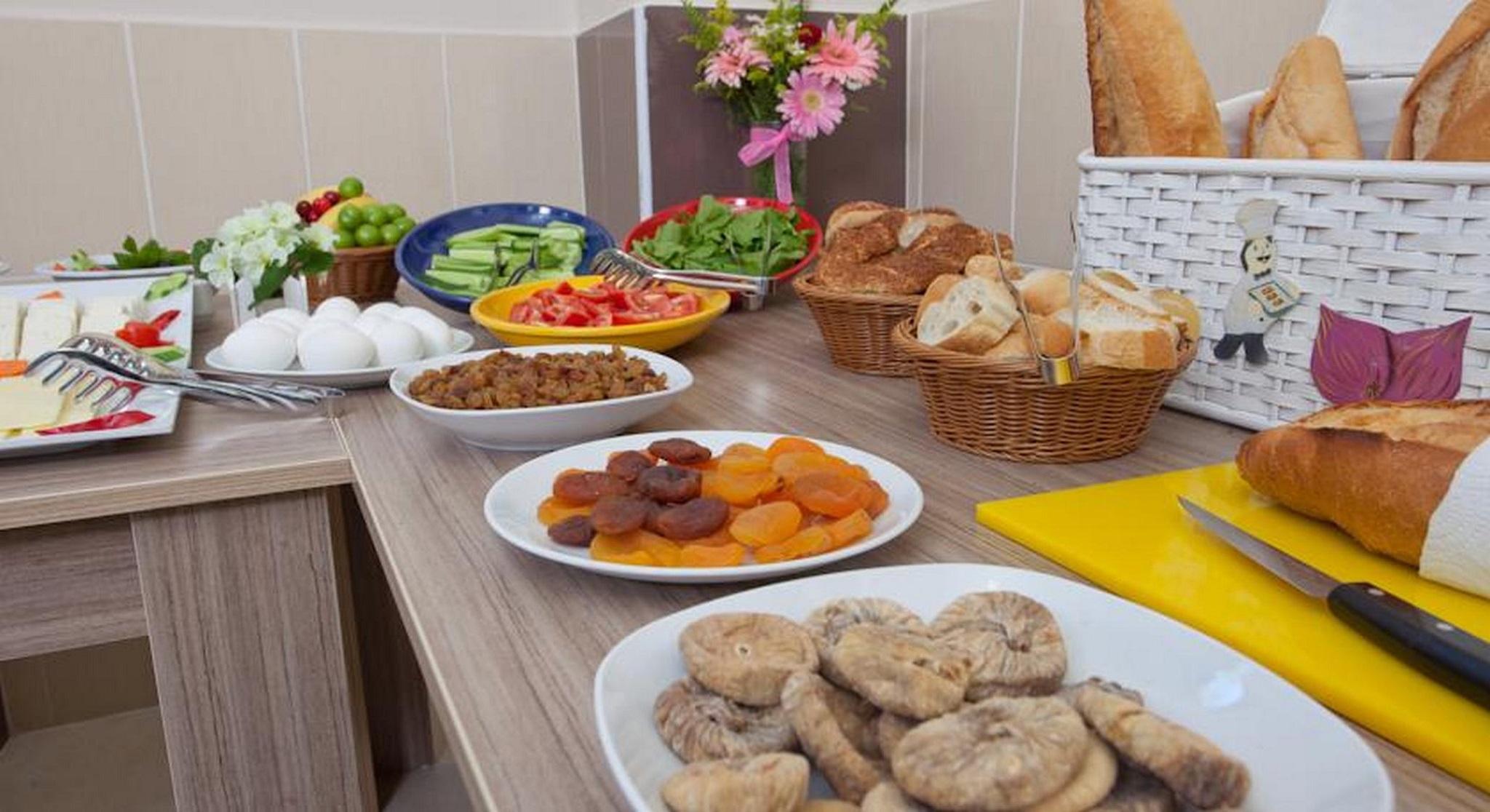 Birlik Apart Hotel Истанбул Екстериор снимка
